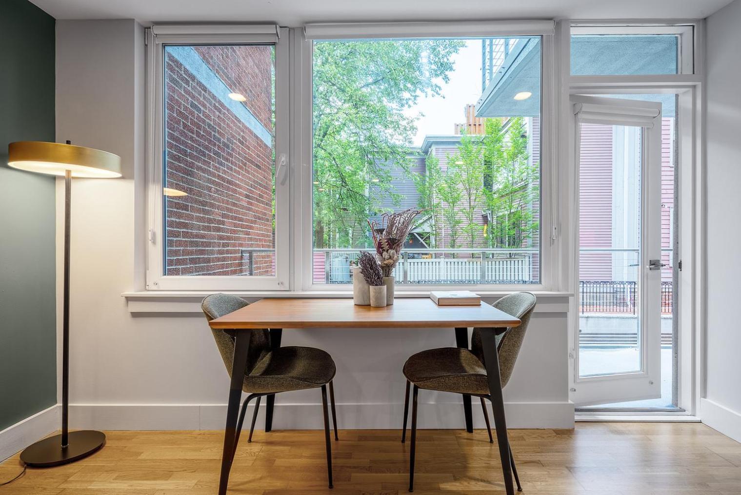 Apartment Harvard Sq 1br W Balcony Nr Shops Campus Bos-143